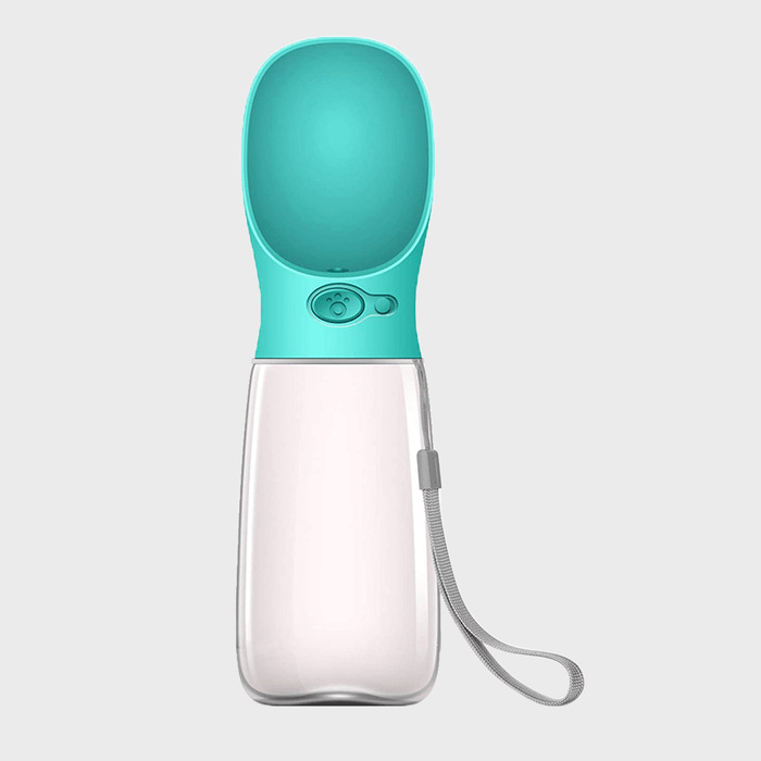 This Top-Selling Portable Dog Water Bottle Has Over 20,000 Fans on Amazon